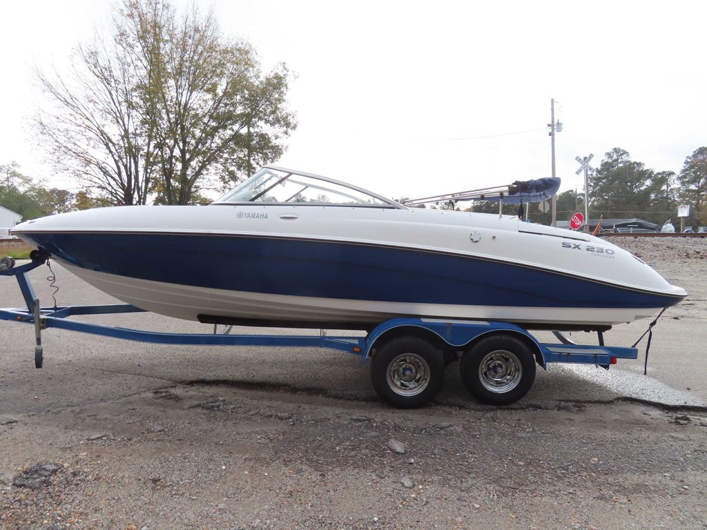 2005 SX 230