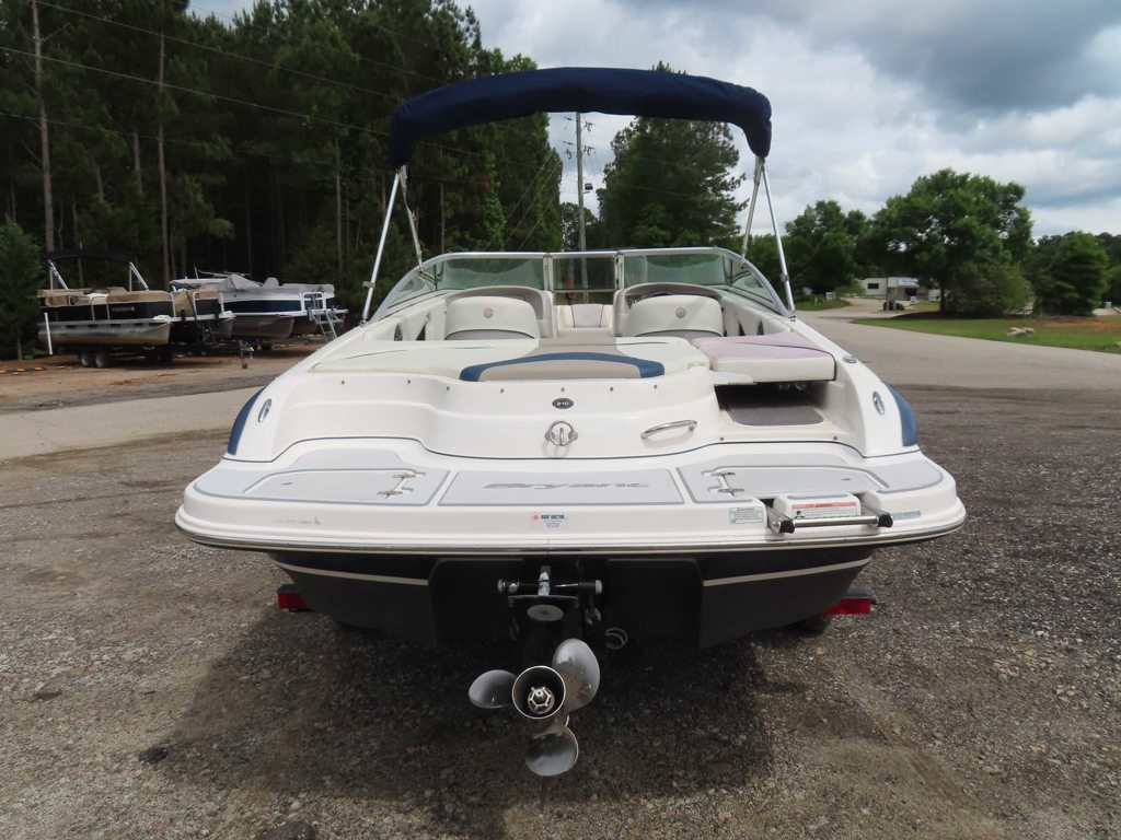 2011 210 Bowrider Mercruiser MPI Trailer
