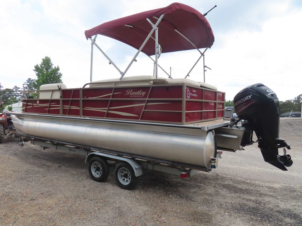 2016 240 Fish SE