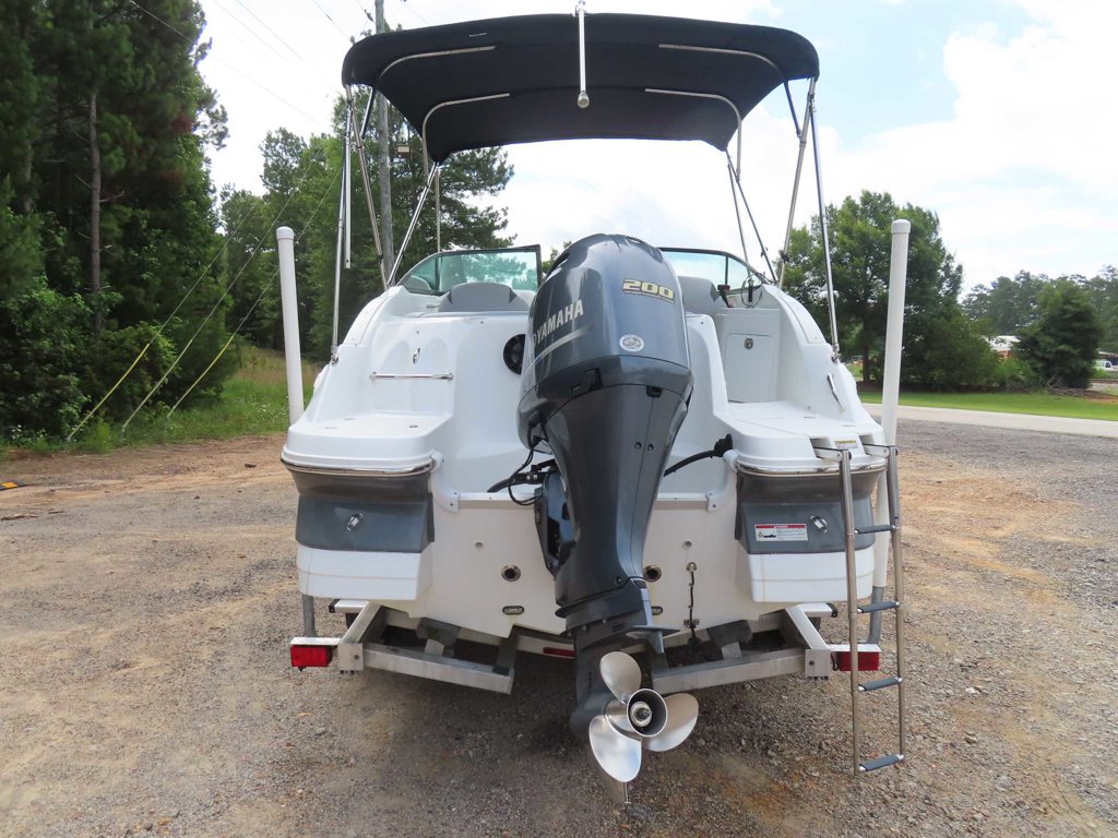 2018 2200 SD