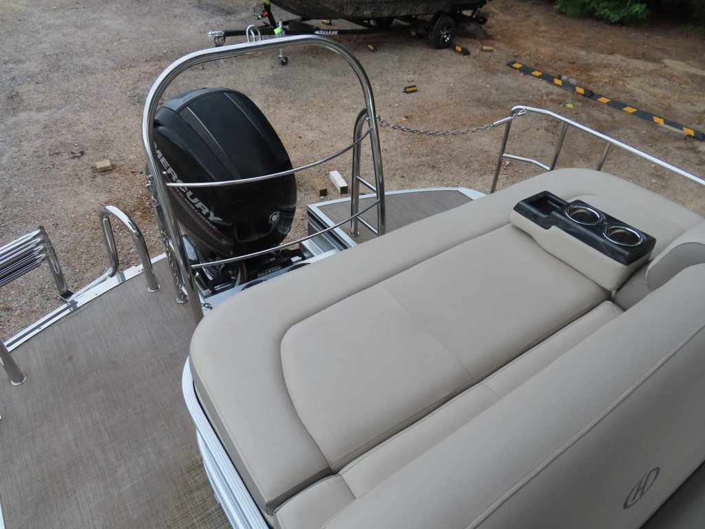 2019 Solstice 220 Swingback Mercury 150 Trailer