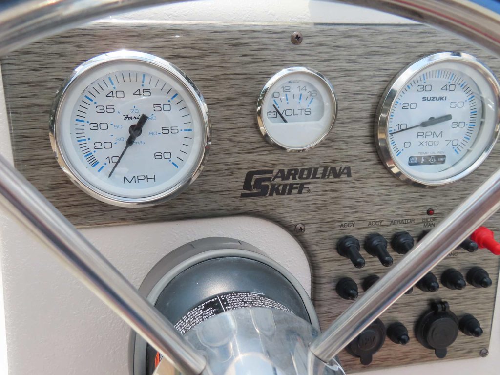 2025 E16 JVX Suzuki 60