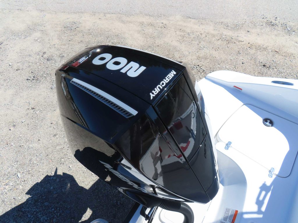 2025 2150 ob Mercury 200 Trailer